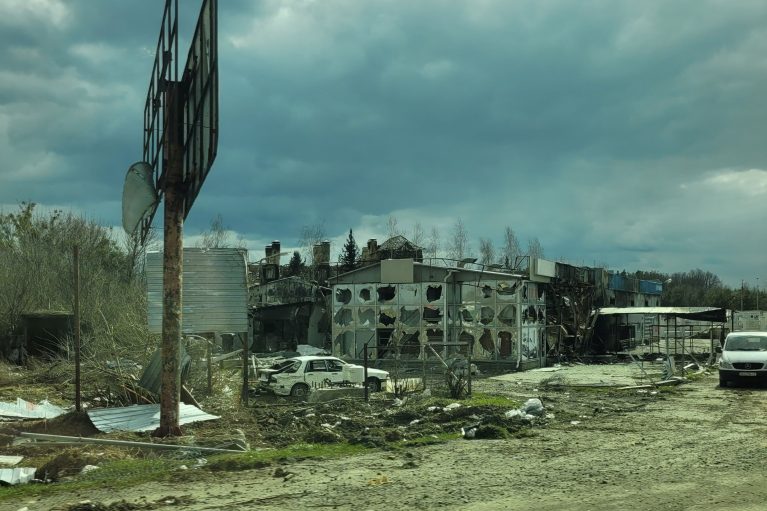 Ukraine, Kiew, Zerstörte Häuser