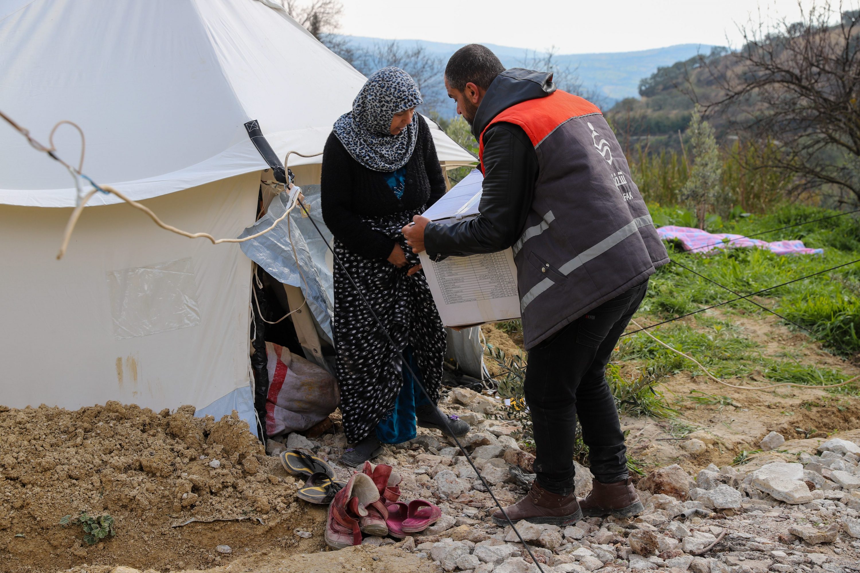 Verteilung eines Hygienepakets in Syrien