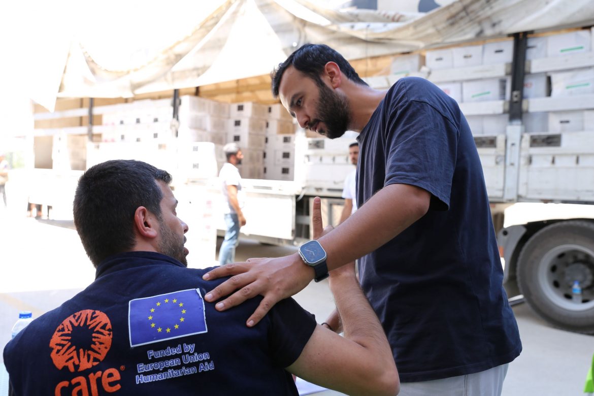 CARE leistet nach dem schweren Erdbeben in der Türkei Nothilfe.