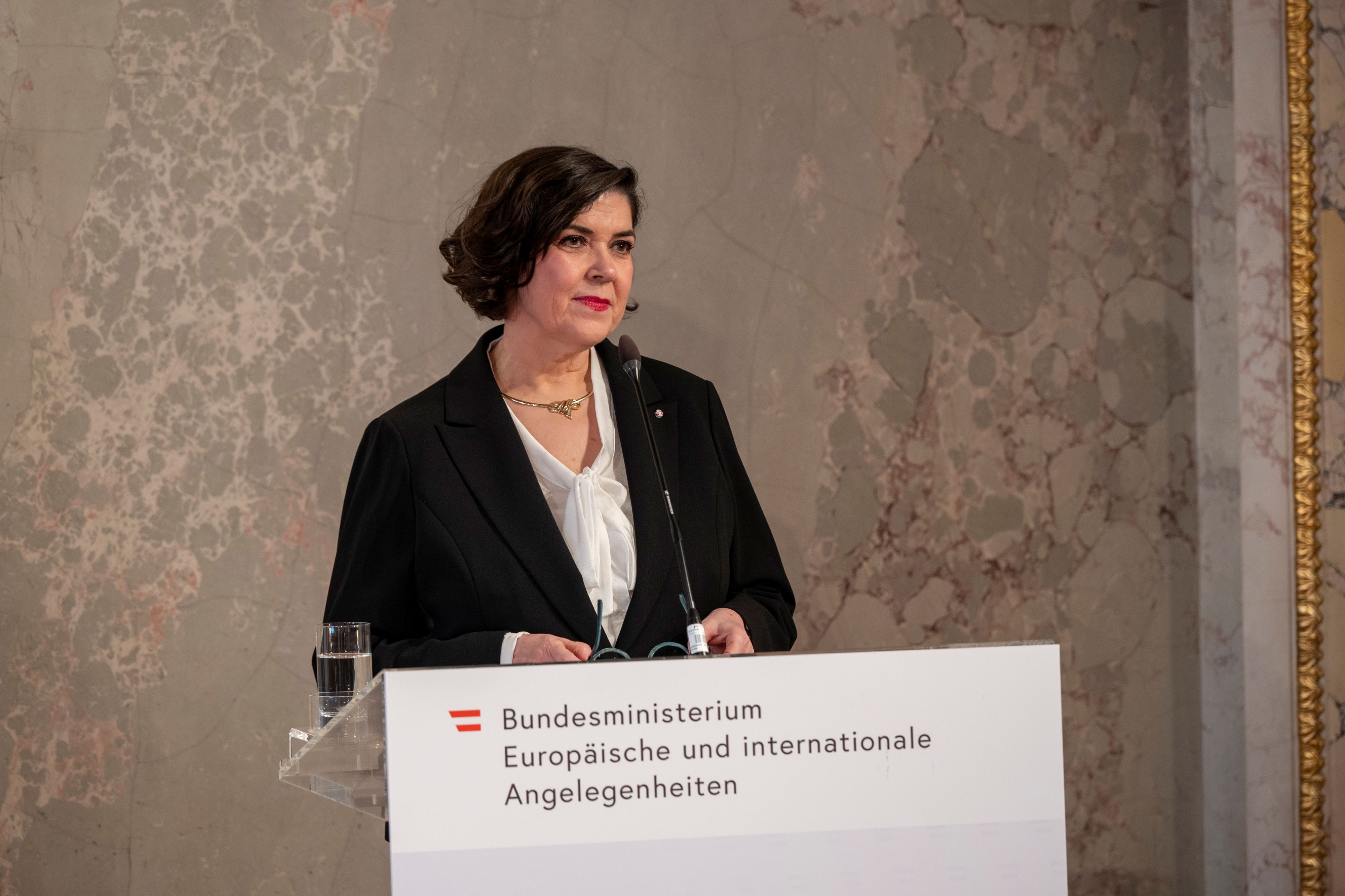 Verleihung_Ehrenzeichen_ABH-029